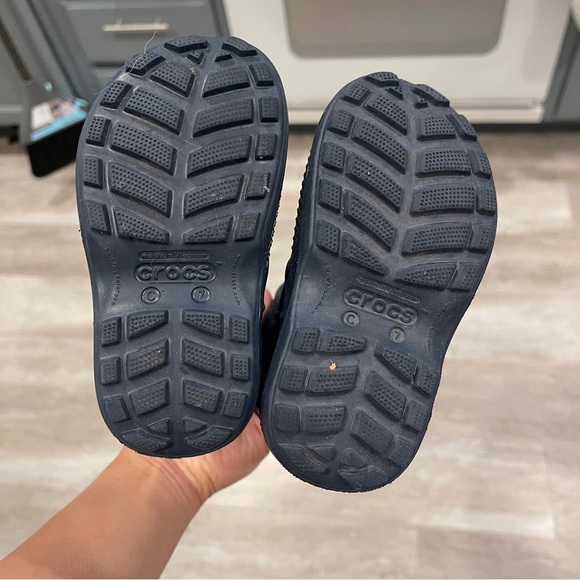 CROCS KIDS’ HANDLE IT RAIN BOOT - Picture 3 of 12